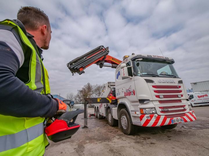 Remorquage rapide de voitures Groslay