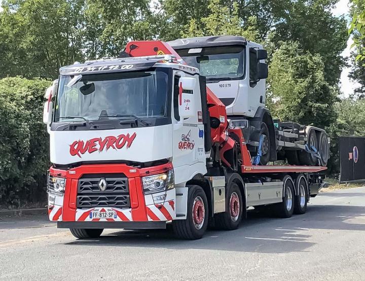 Remorquage de poids lourds Groslay